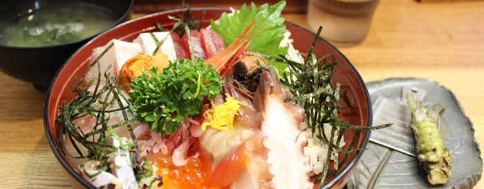 沼津港の京屋さんで食事